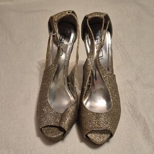 GLO Jeans Gold Glitter Peep-Toe Heels